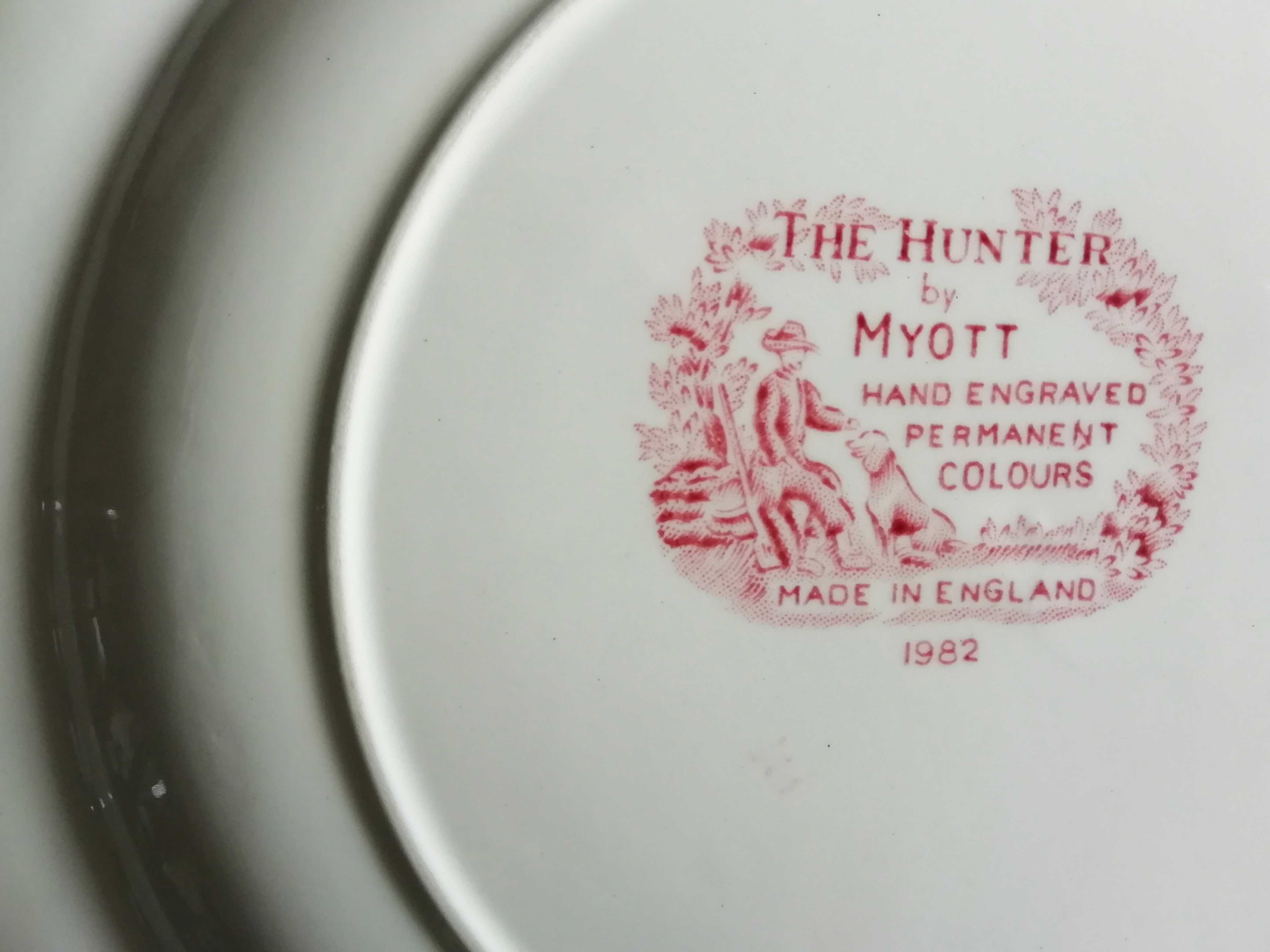 Prato de Porcelana Inglesa " O Caçador" - The Hunter by Myott, 1982