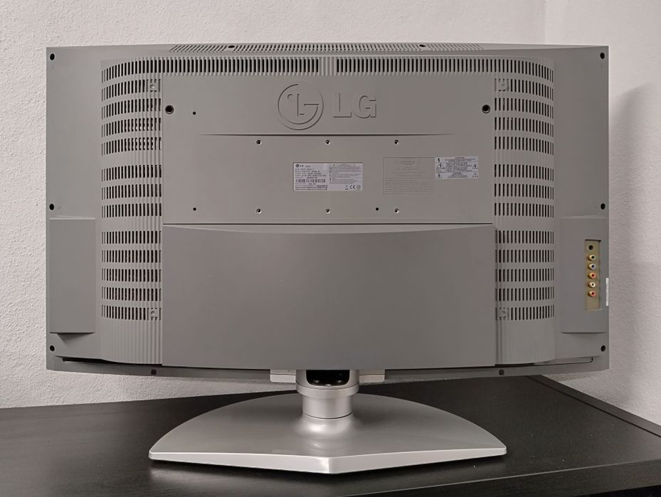 TV LG 32 Polegadas - Bom Estado