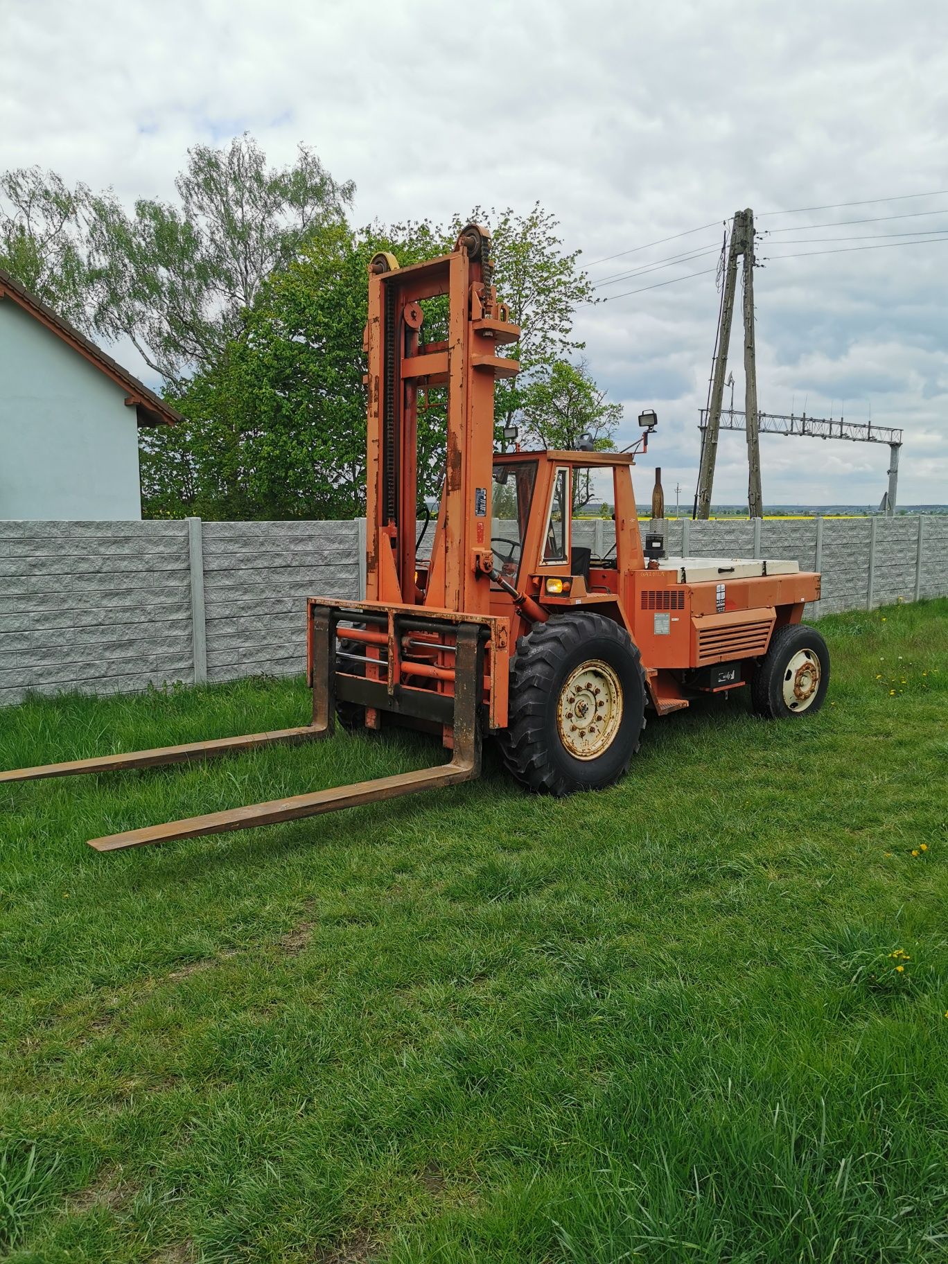 Wózek widłowy terenowy Manitou 10ton diesel widlak