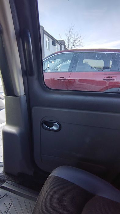 Продам Renault Kangoo 2011