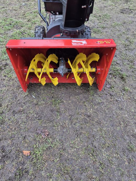 Odsnieżarka spalinowa