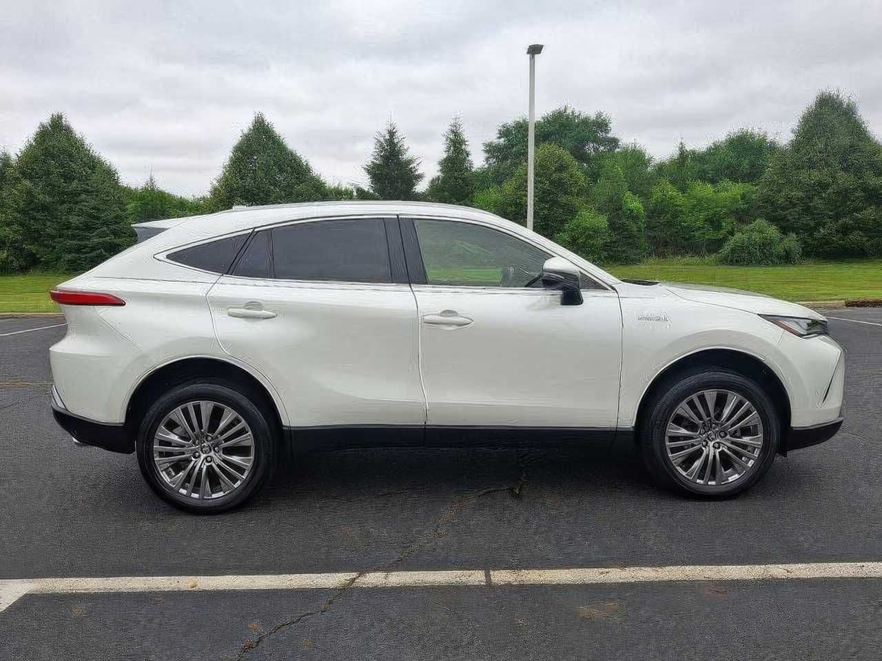 2021 Toyota Venza XLE