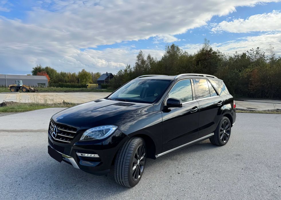 Mercedes-Benz ML      2015