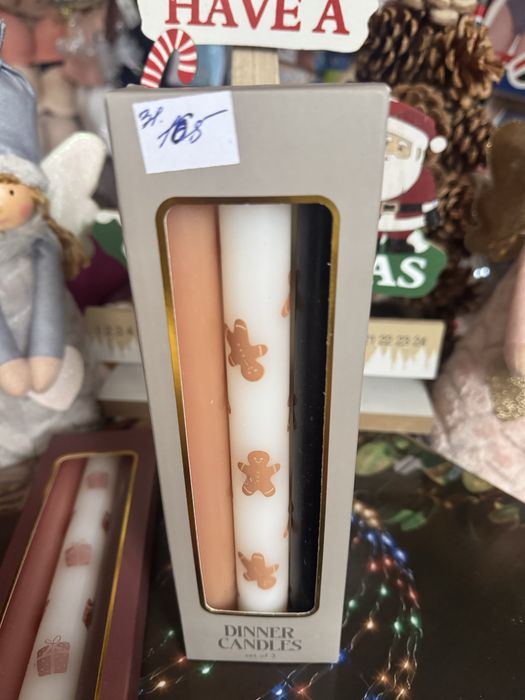 Новорічні лед свічки і звичайні святкові свічки