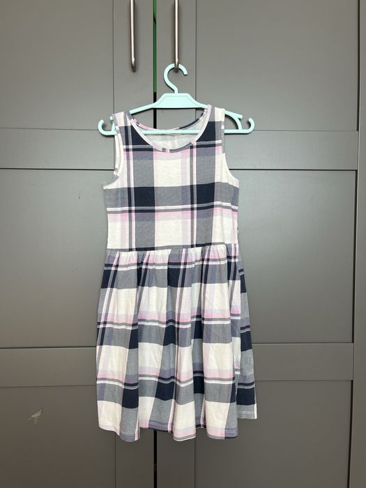 H&M sukienka na lato dla dziewczynki rozmiar 122 128