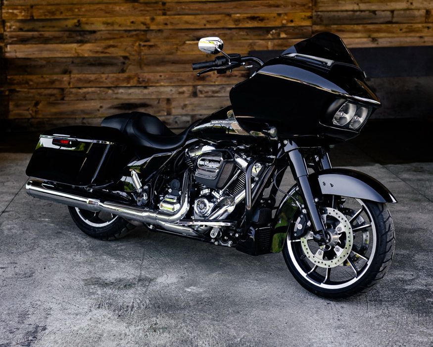 Harley-Davidson Road Glide FLTRX
