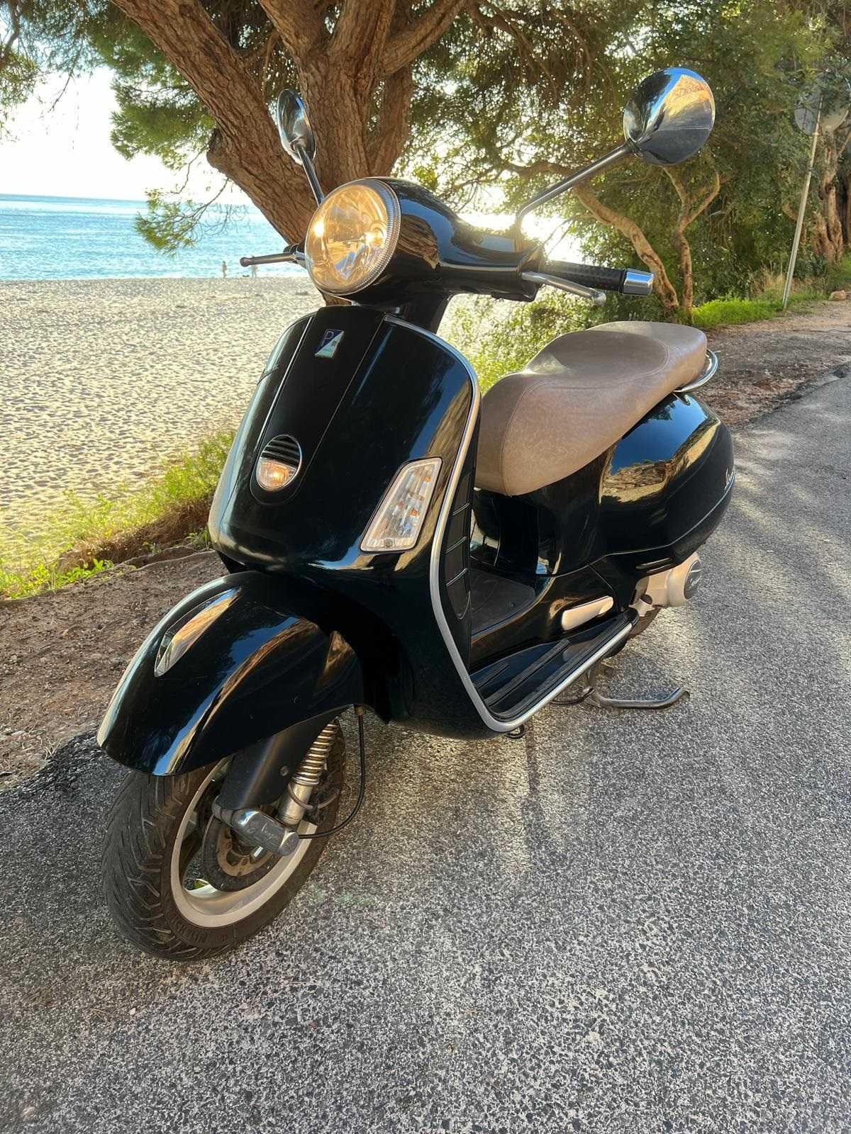 VESPA GTs 250 ie.
