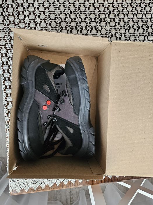 Buty robocze. Nowe. Rozmiar 44