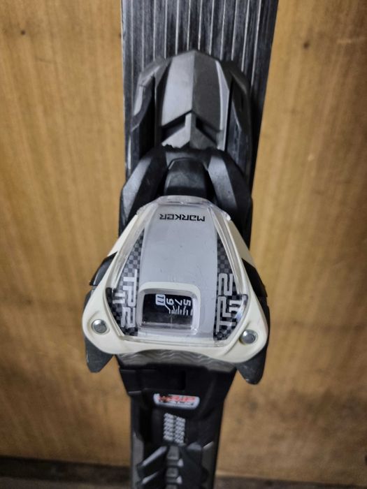 Okazja Narty zjazdowe Nordica SL 7 Sentra 155 cm z wiązaniami Marker