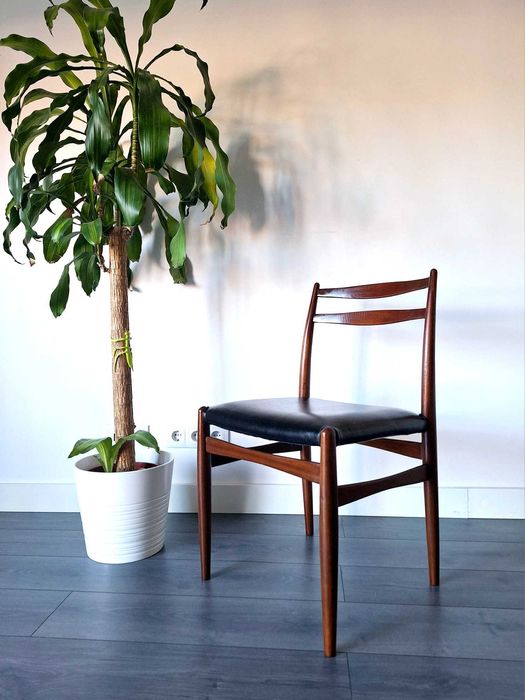 Cadeira Vintage Design Dinamarquês Mid-Century 60s. Vintage chair