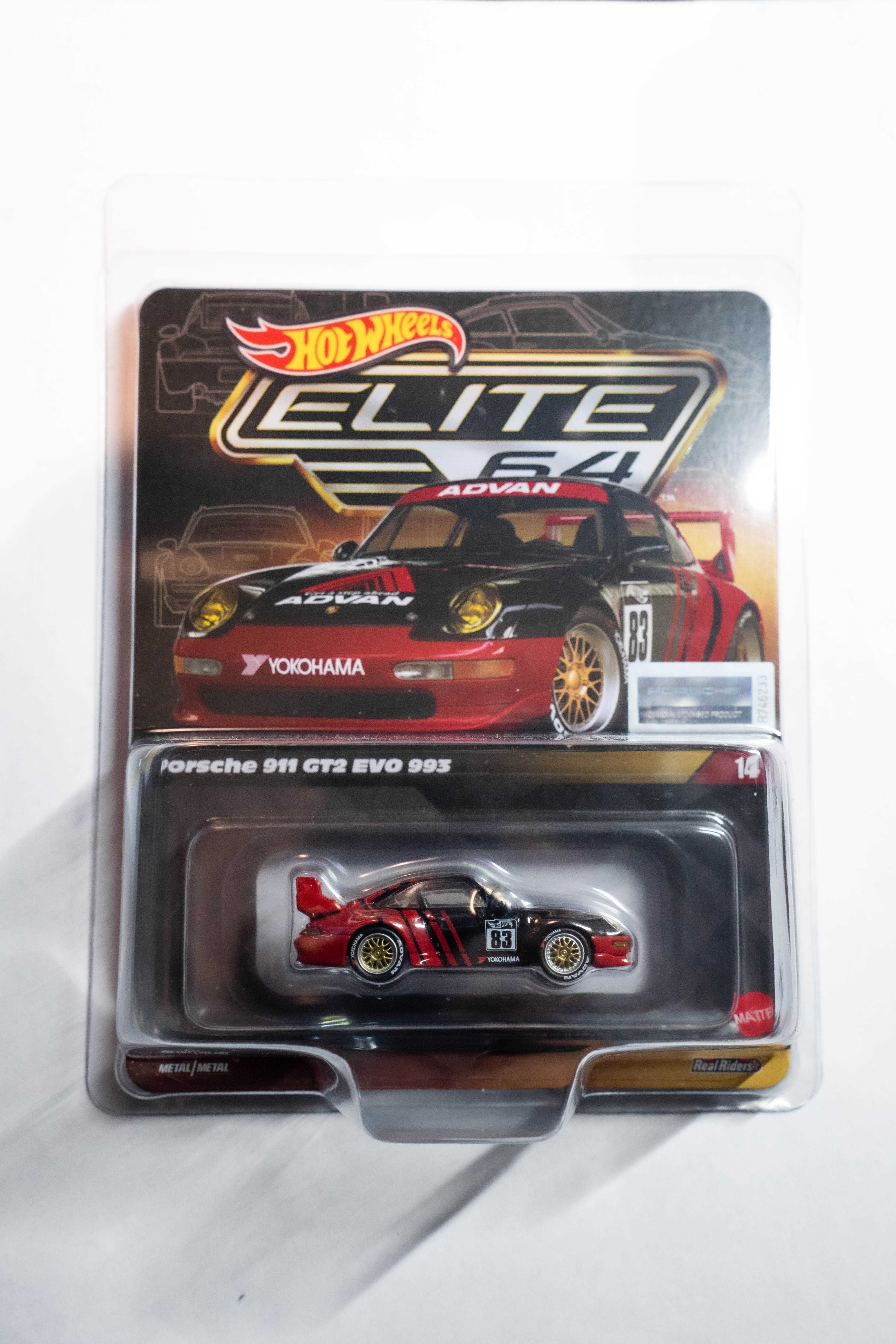 Hot Wheels Elite64 Porsche 911 GT2 EVO 993