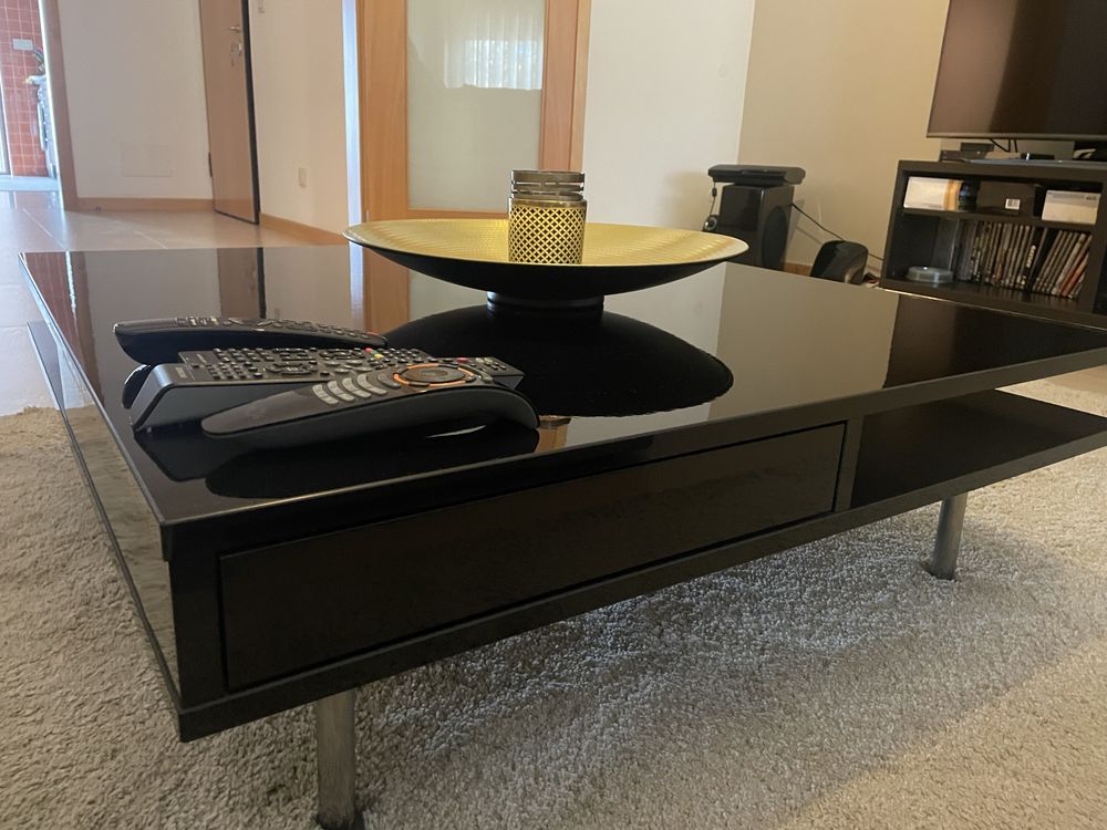 Mesa de apoio castanha escura como nova