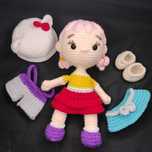 Maskotka LALKA przebieranki amigurumi zestaw ubranka handmade na szyde