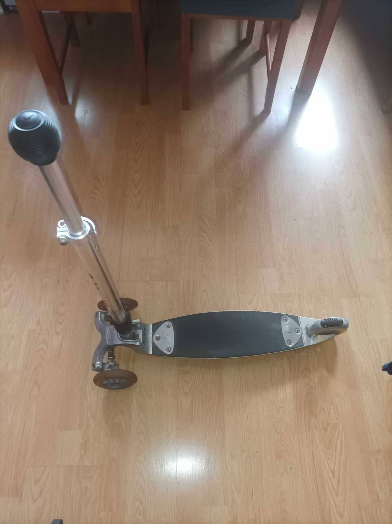 Hulajnoga trójkołowa Micro Kickboard