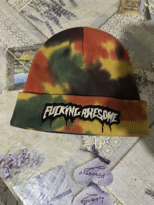 продам шапку FUCKING AWESOME