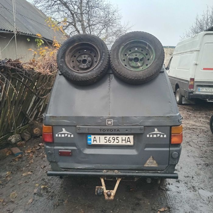 Продаю Тойота лит айс