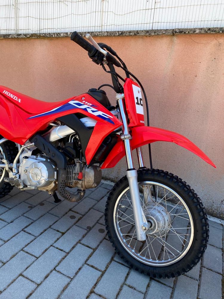 Honda CRF 110 F 4 velocidades