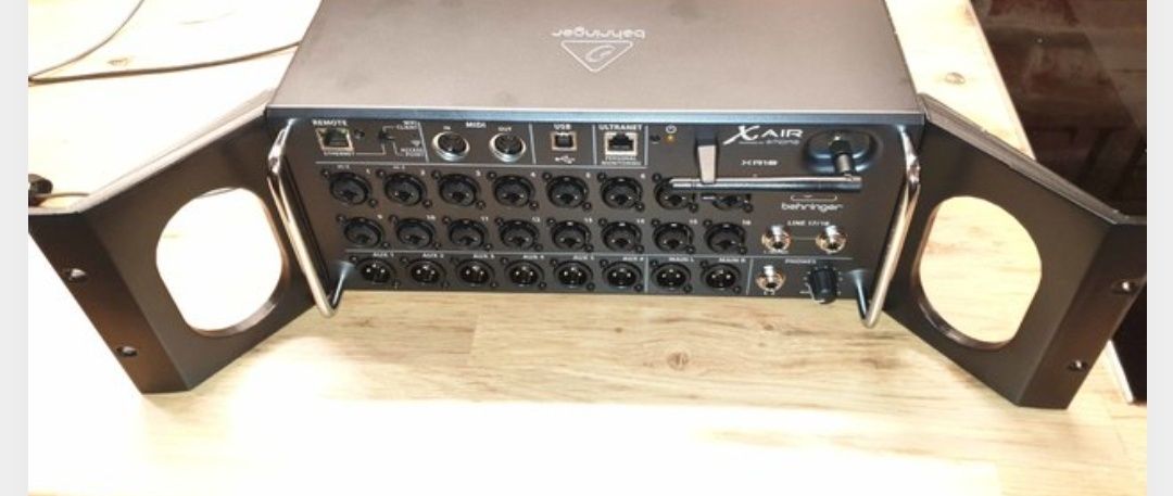 Orelhas para Behringer X air Xr16 ou Xr18