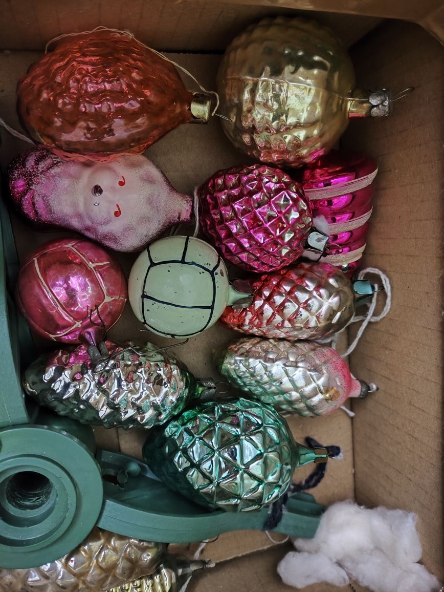 Продам елочные игрушки