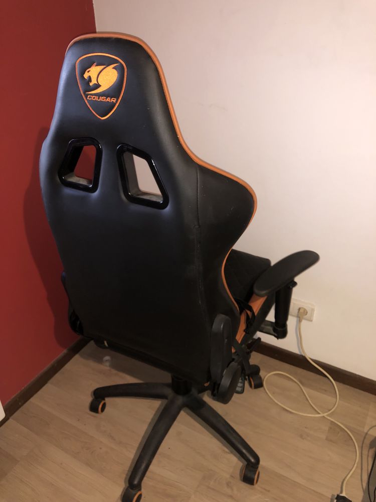 Cadeira gamer usada