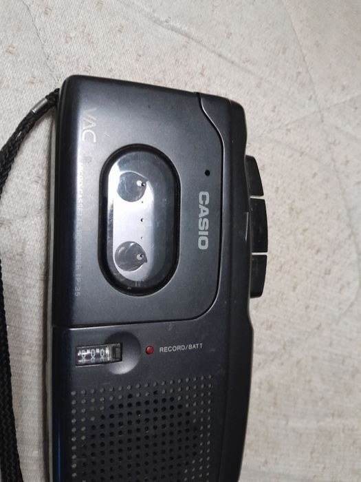 Диктофон касетный Casio