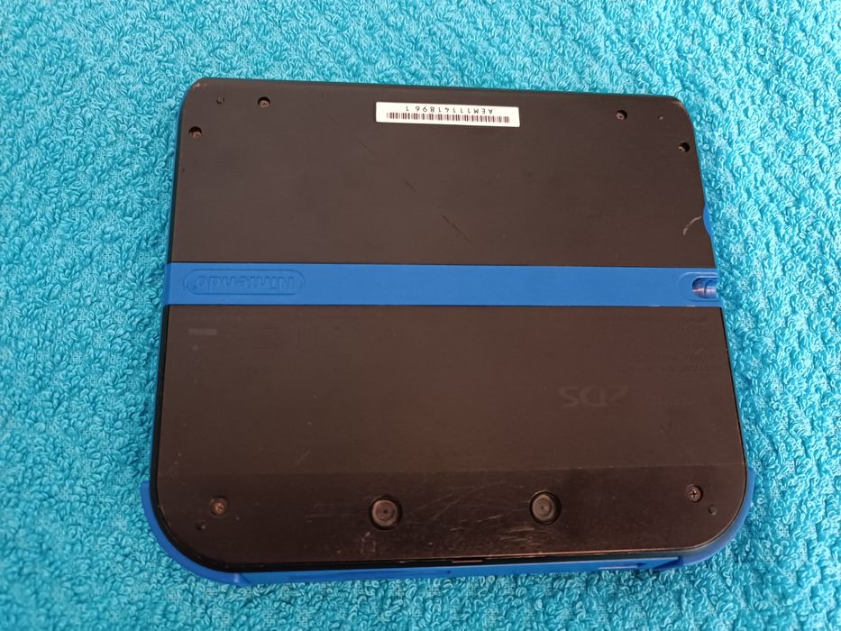 (BRAK THE LEGEND OF ZELDA)Nintendo 2DS + 2Gry |Luigi's Mansion, Supers