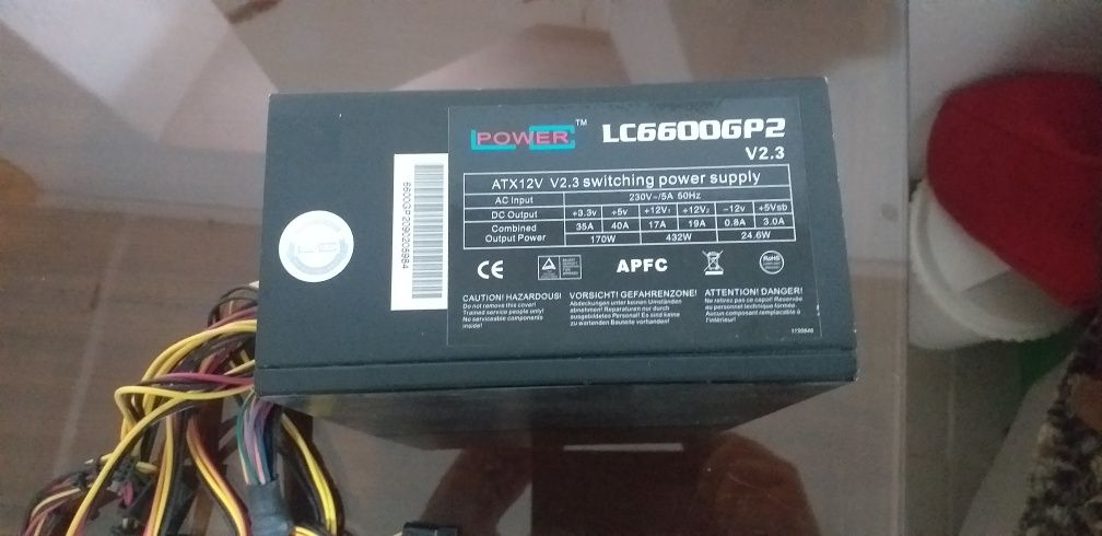 Fonte de alimentação para PC