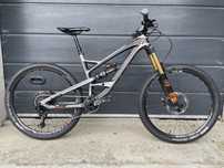 Продаж рами з амортом YT capra CF Pro 27.5