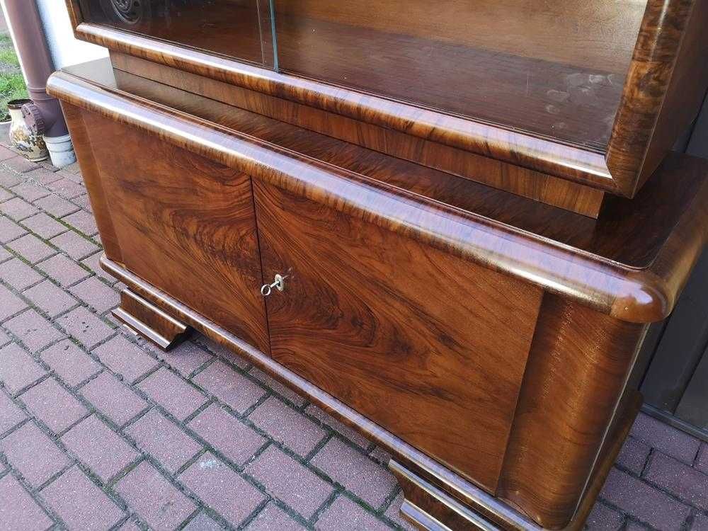 Witryna ART-DECO Serwantka Biblioteka Orzech Stara Antyk Po Renowacji.