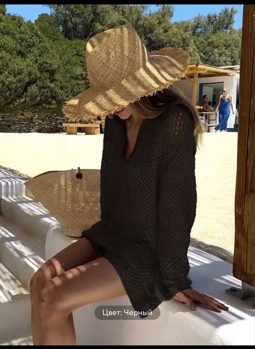 Пляжне плаття . Чорний колір
