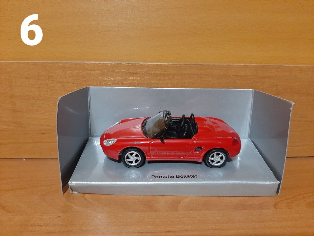 Модель авто 1:43 Porsche