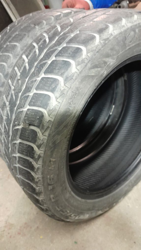 Opona R16  Opony