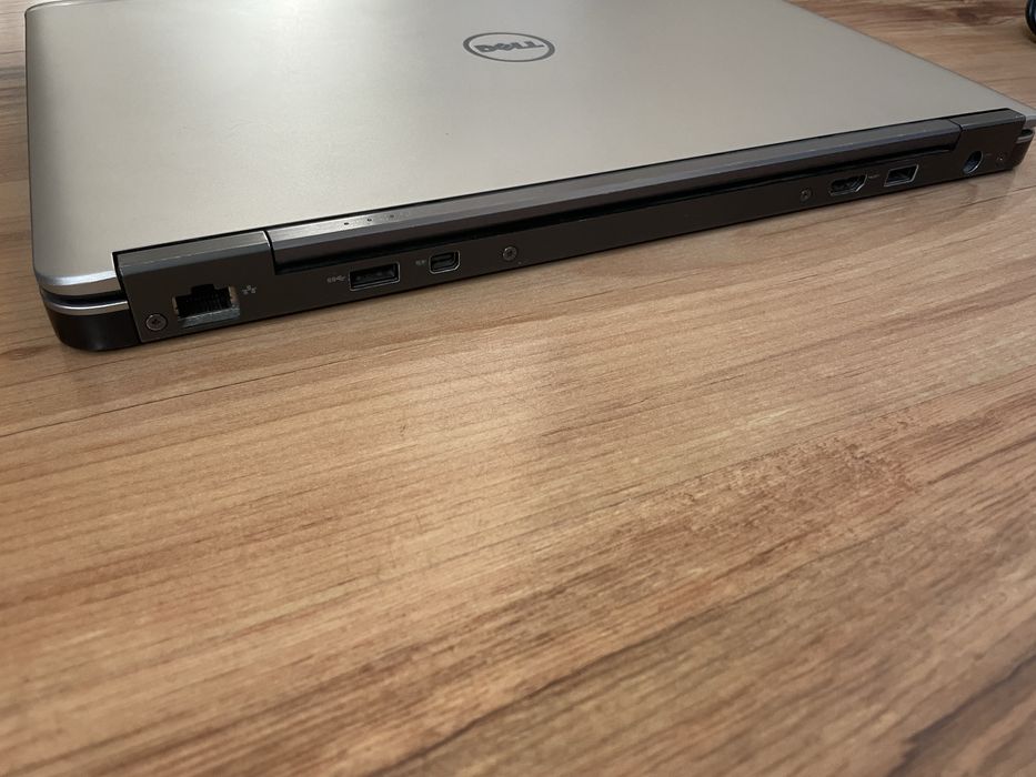 Laptop Dell E7440 i5 4gen 8gb ram