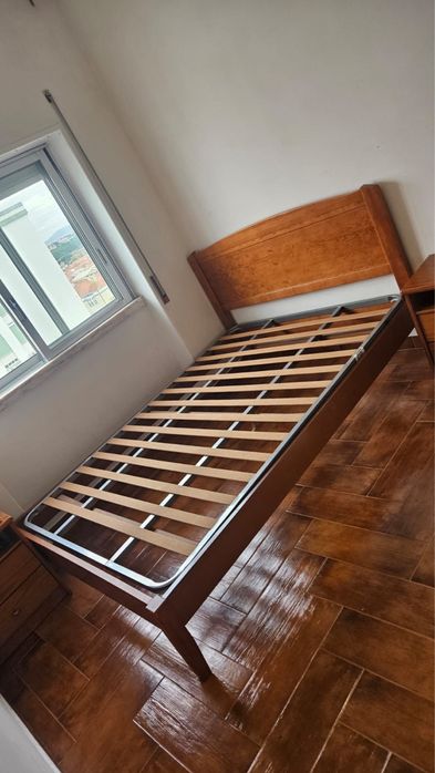 Cama casal (cerejeira)