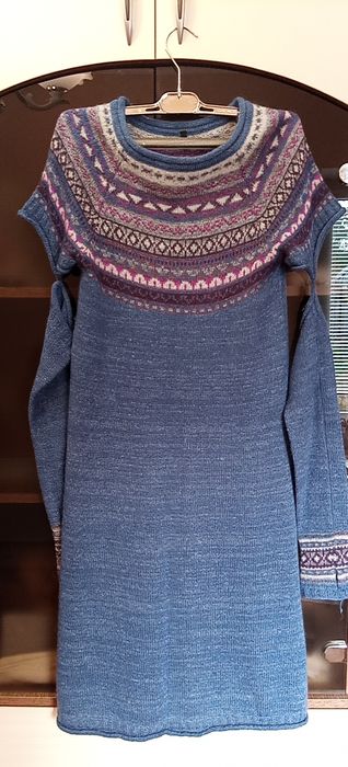 Женское фирменное платье