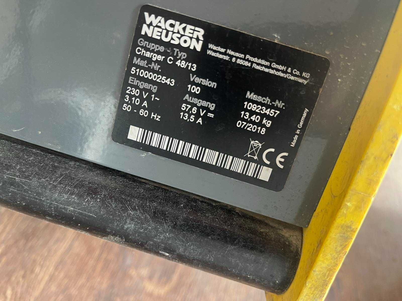 Аккумуляторная вибротрамбовка AS50e  Wacker Neuson вибронога вибролапа