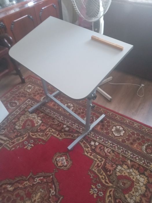 Парта для школяра.