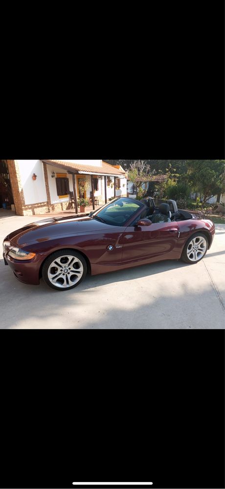 BMW Z4 2.2cc com 170cv de 2004