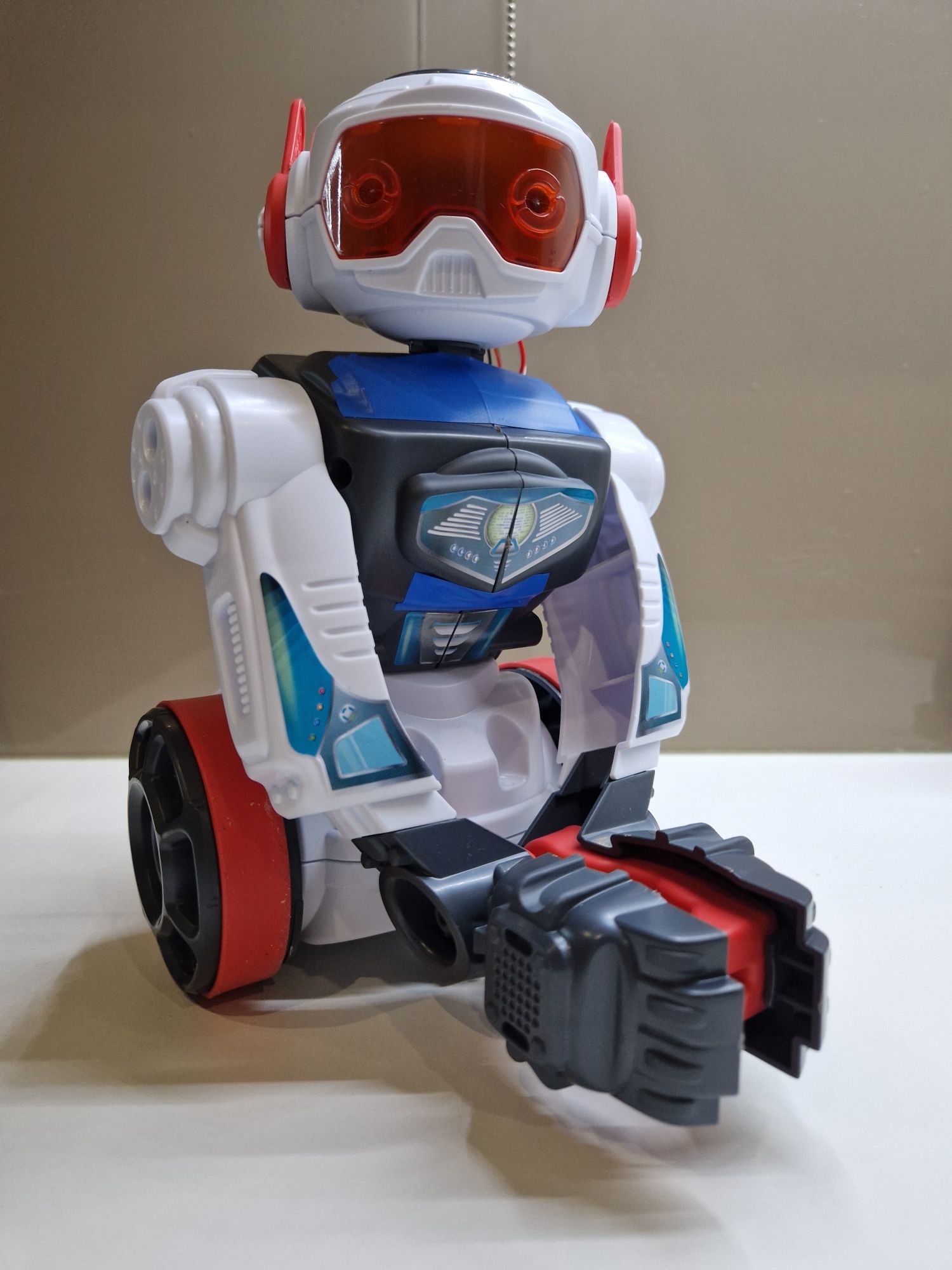 Evolution Robot  CLEMENTONI