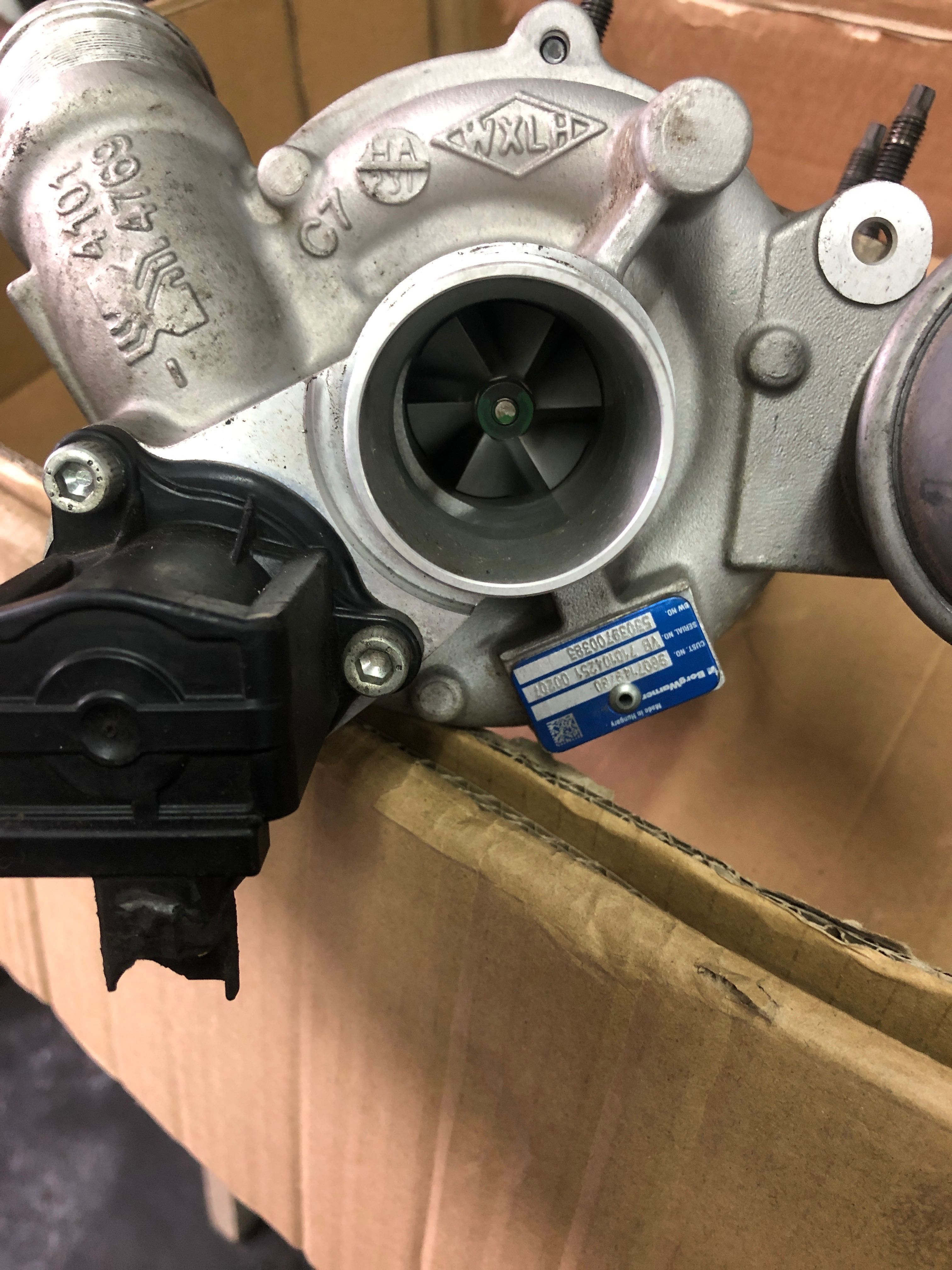 Turbina Citroen Peugeot 1.6 THP 9807  1497  80 turbosprezarka Ds3 C3