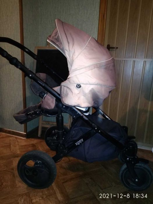 Коляска Zippy Ria 2 в 1