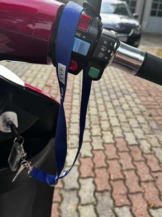 Skuter wózek elektryczny dla seniora / osoby z niepełnosprawnością
