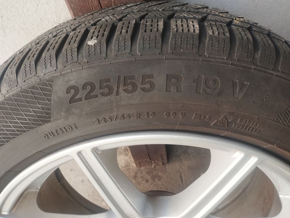Felgi aluminiowe Aluett 19'' z oponami Continental 225/55 r19 zimowe