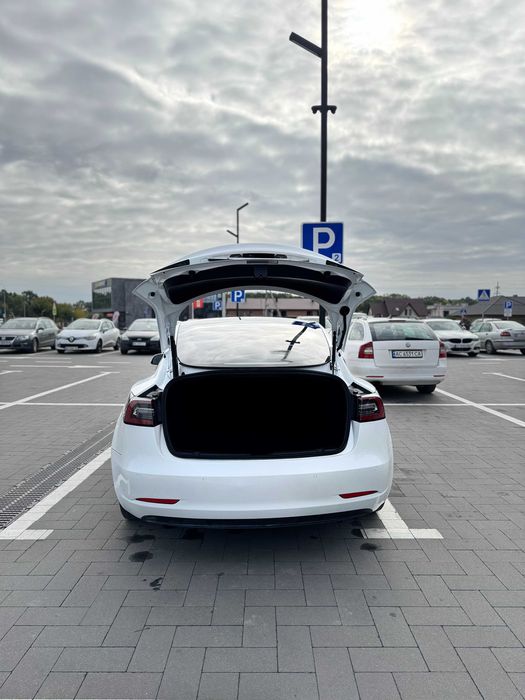 Tesla Model 3 Long Range Dual Motor AWD 2021 рік