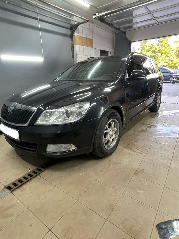 Тонування  авто