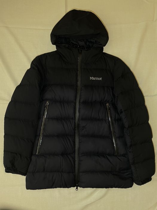 Пуховик Marmot.