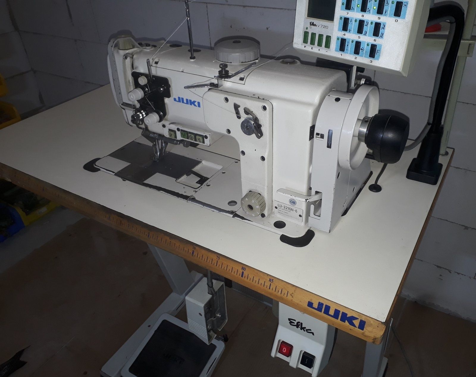 швейна машинка juki  LU-2210N для шкіри для кожи