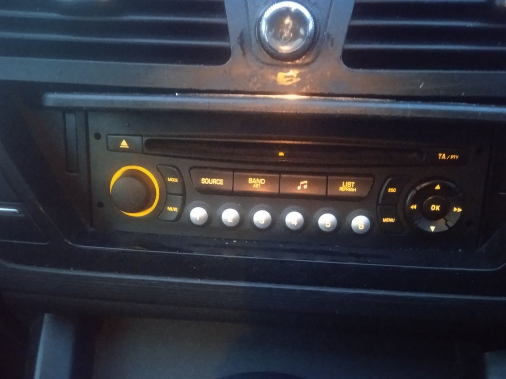 Radio CD Citroen C4 Picasso itp !!!