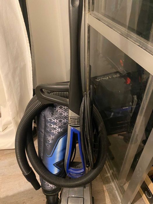 Aspirador de limpeza KIRBY G10D com todos os acessórios