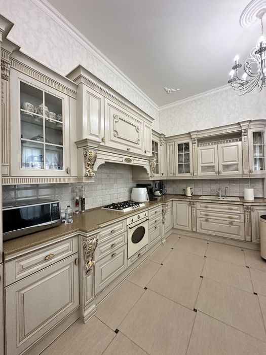 Дом возле моря, бассейн